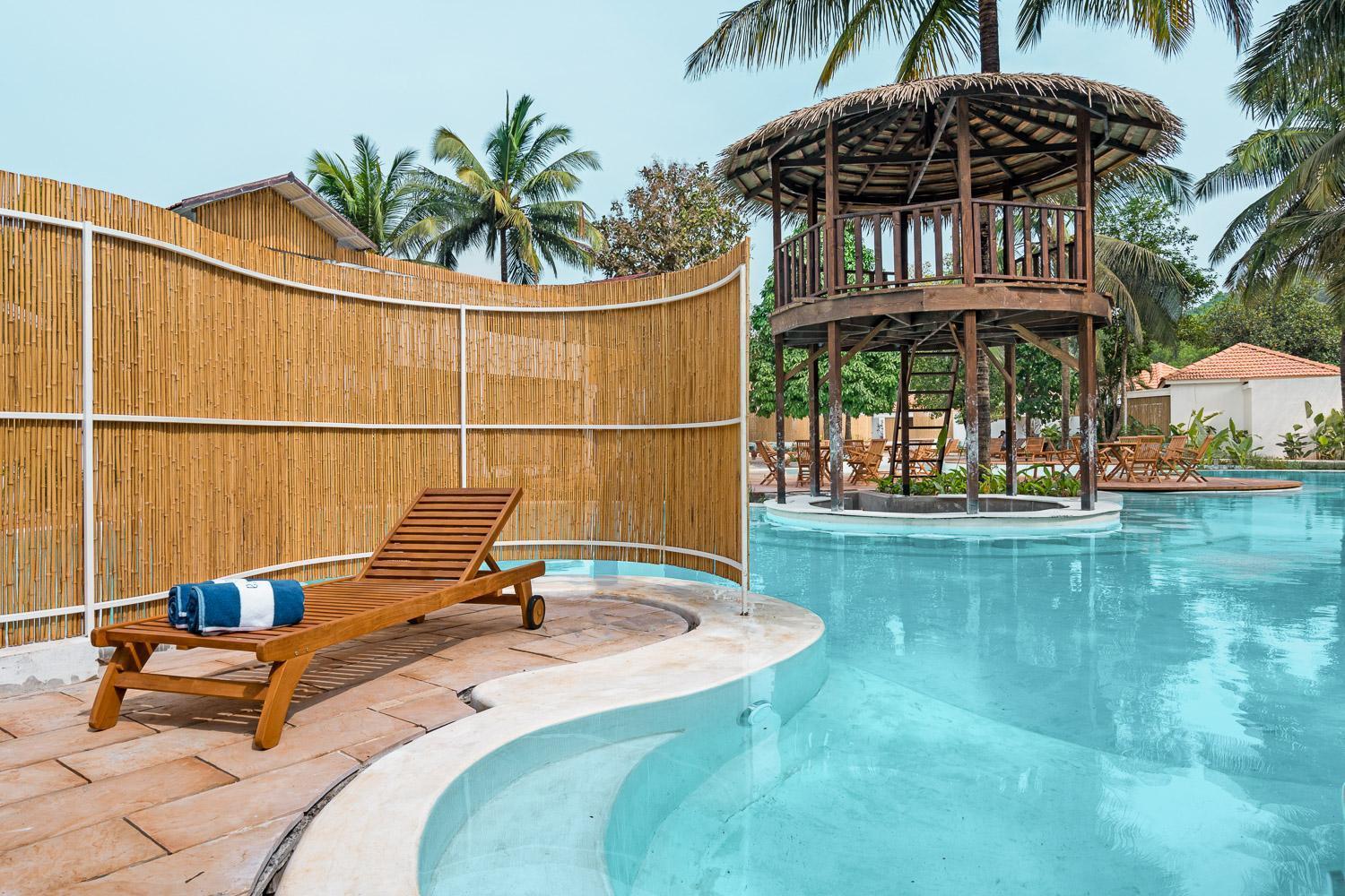 Azora By Ayatana, Goa Hotell Morjim Exteriör bild