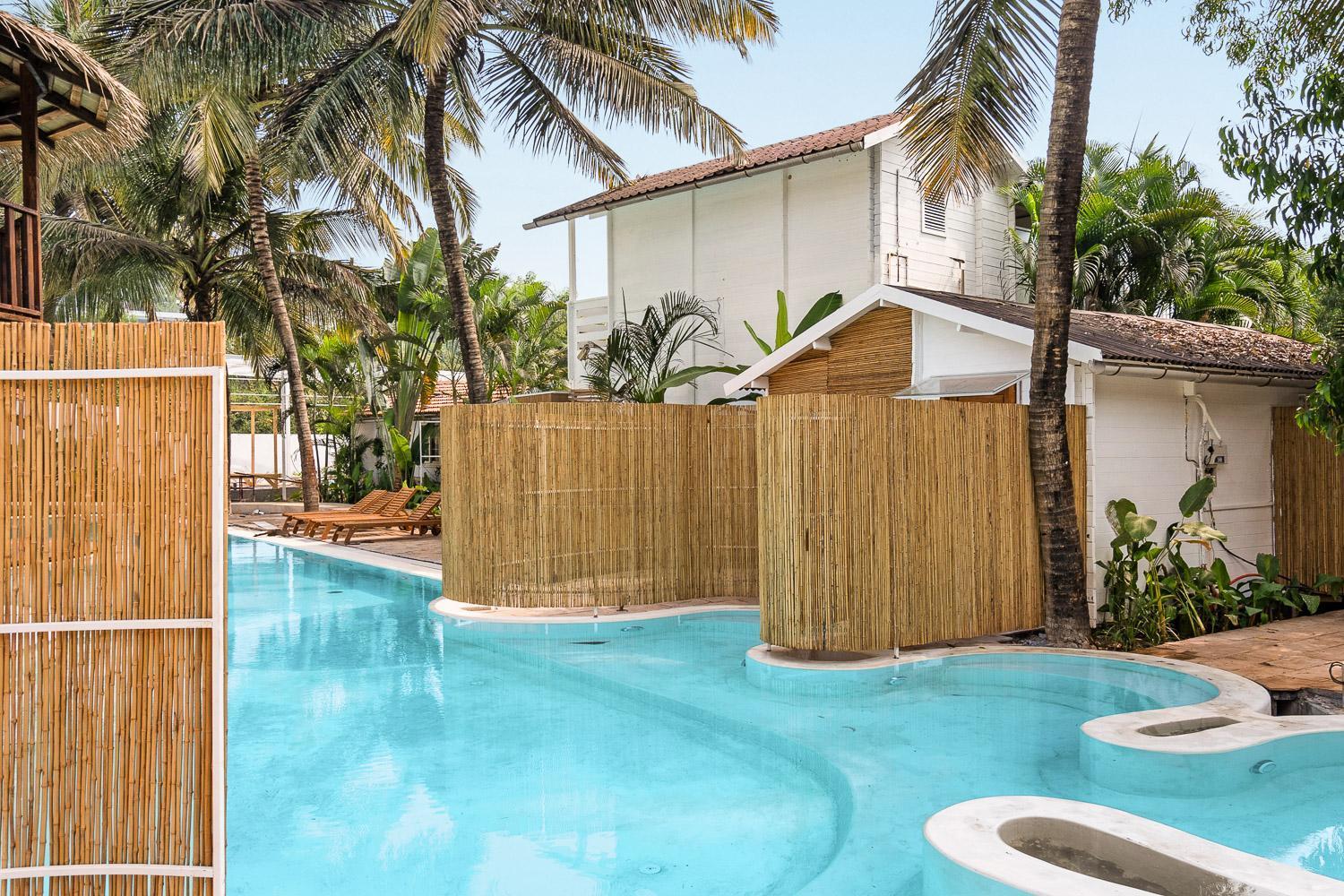 Azora By Ayatana, Goa Hotell Morjim Exteriör bild