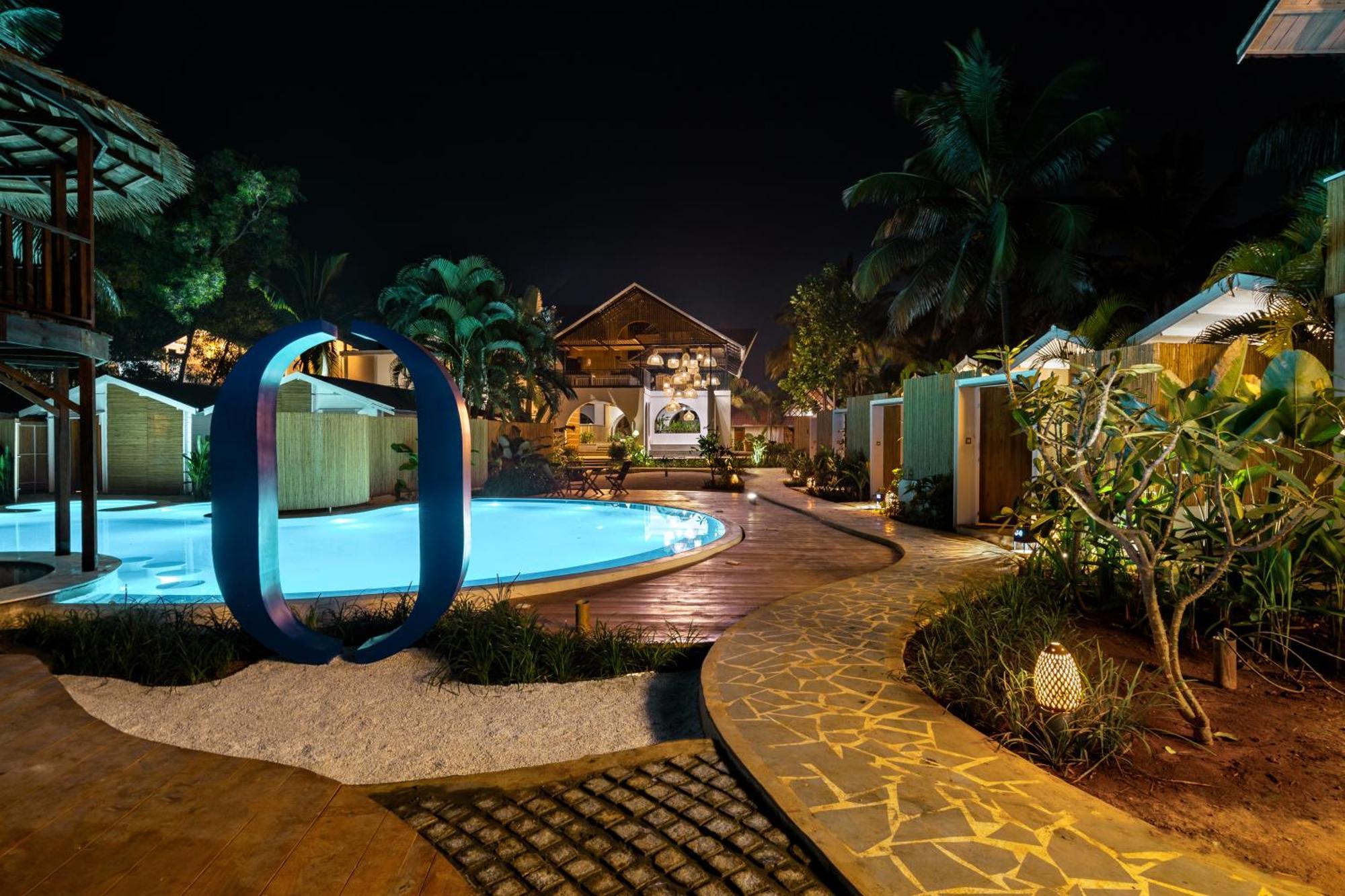 Azora By Ayatana, Goa Hotell Morjim Exteriör bild