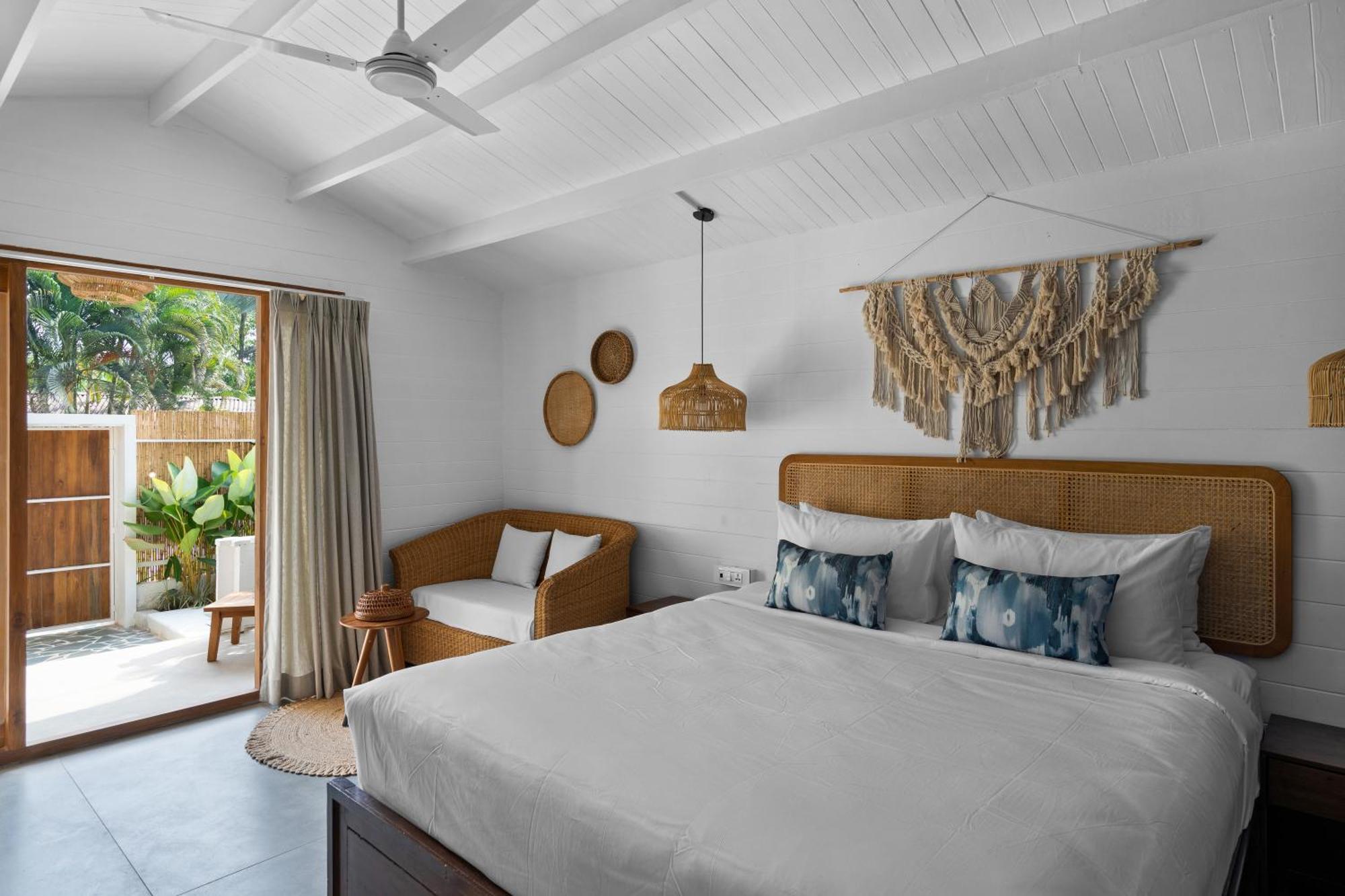 Azora By Ayatana, Goa Hotell Morjim Exteriör bild