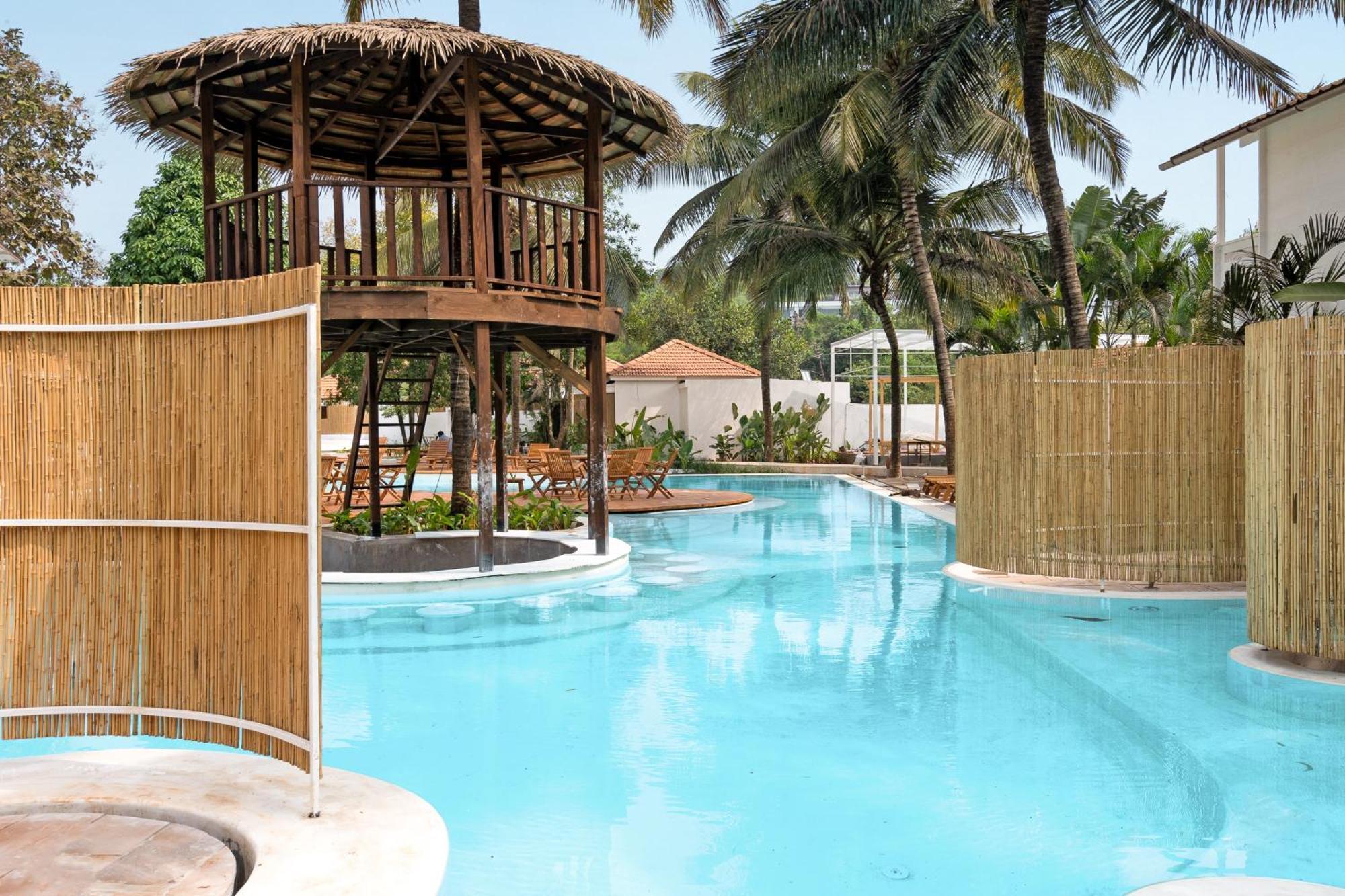Azora By Ayatana, Goa Hotell Morjim Exteriör bild
